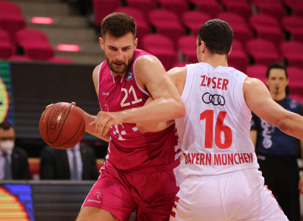 郑钦文需要 郑钦文需要